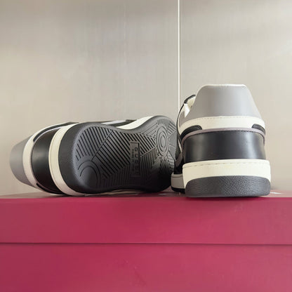 250501 High-end classic and comfortable sports shoes