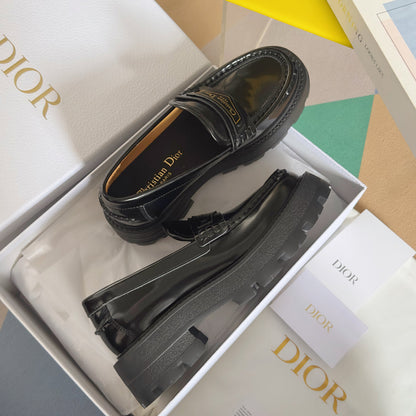 250501 New high-end, simple and fashionable loafers for girls