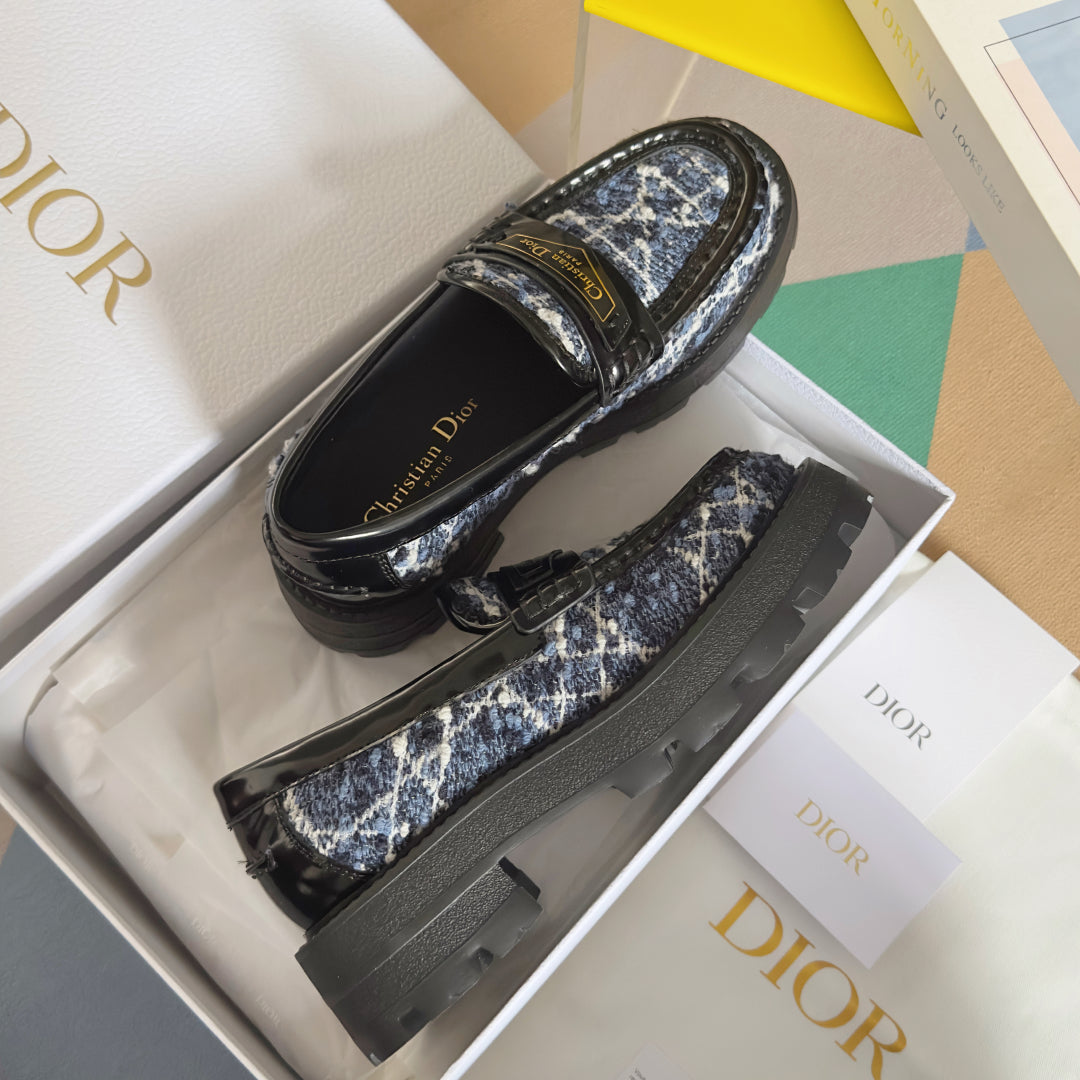 250501 New high-end, simple and fashionable loafers for girls