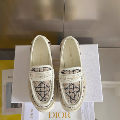 250501 New high-end, simple and fashionable loafers for girls