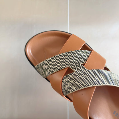 250501 New top-of-the-line simple cross-woven strap slippers