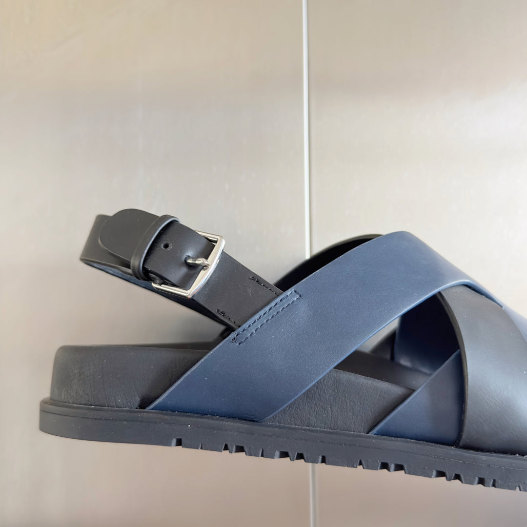 250501 New top-of-the-line simple cross-woven strap slippers
