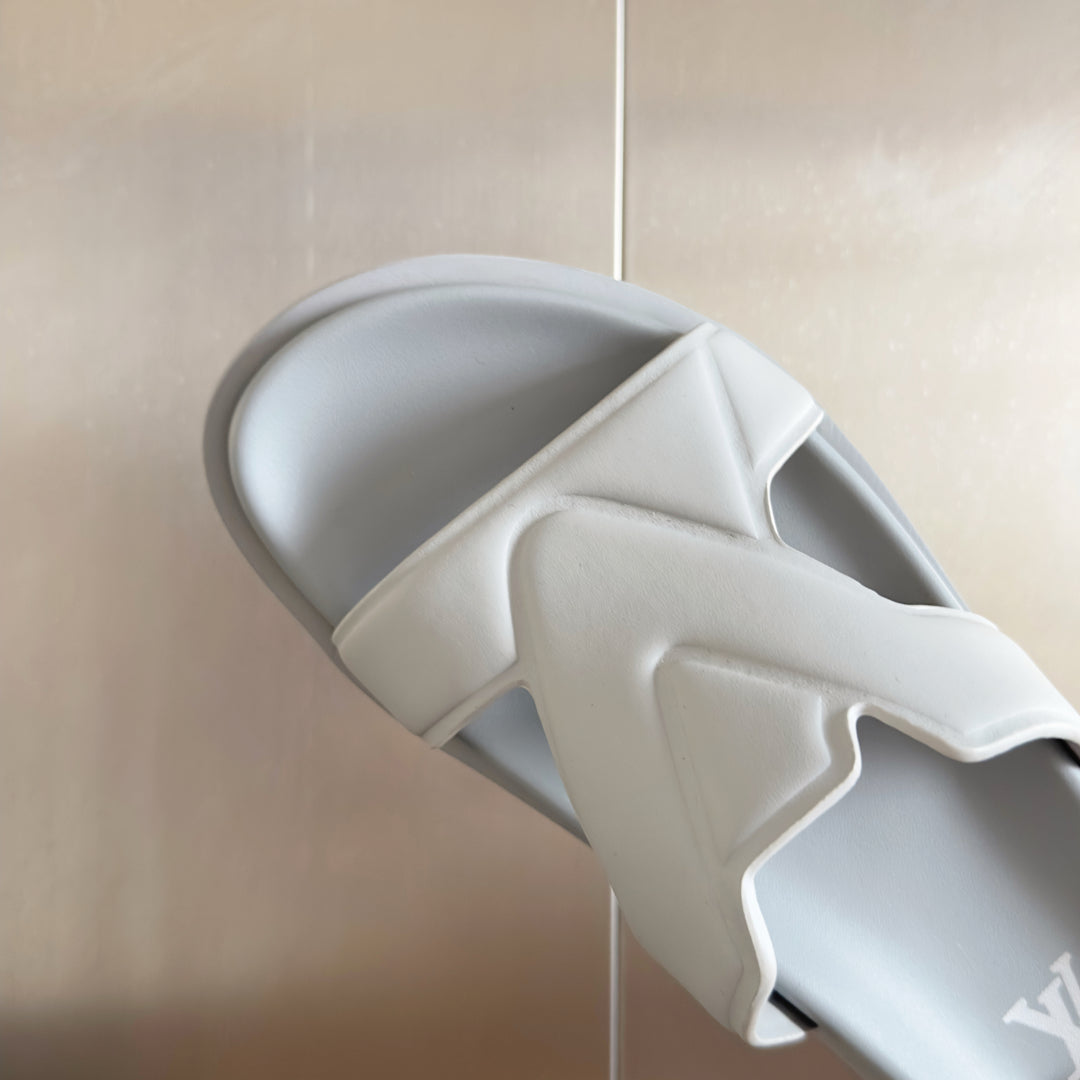 250501 New top-quality, simple and fashionable slippers