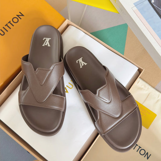 250501 New top-quality, simple and fashionable slippers