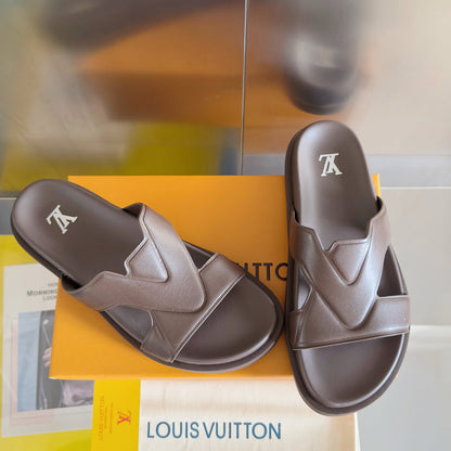 250501 New top-quality, simple and fashionable slippers