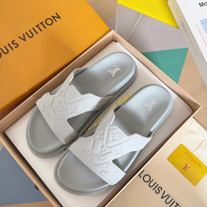 250501 New top-quality, simple and fashionable slippers
