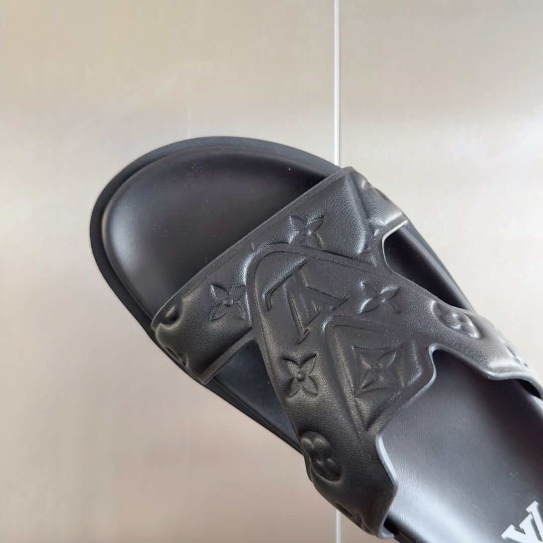 250501 New top-quality, simple and fashionable slippers