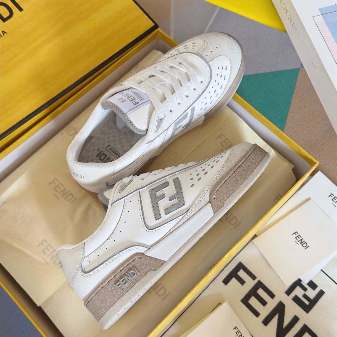 250507 New high-quality classic icon detail sneakers