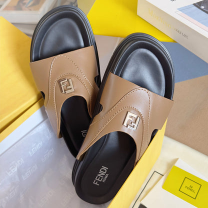 250507 New high-quality thick-soled embossed anti-slip slippers