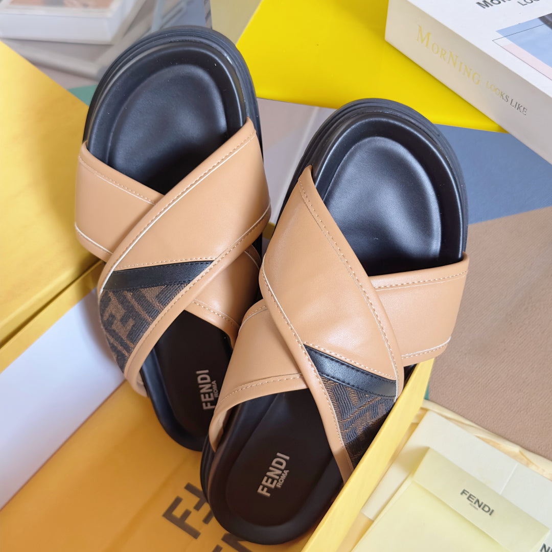 250507 New high-quality thick-soled embossed anti-slip slippers