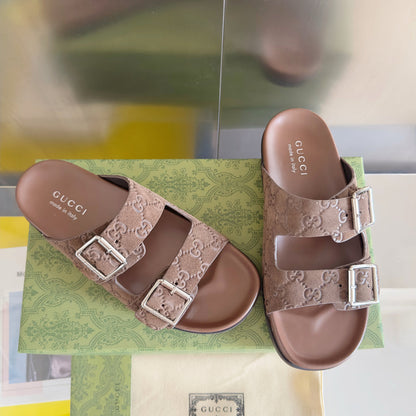 250507 New high-quality thick-soled embossed slippers