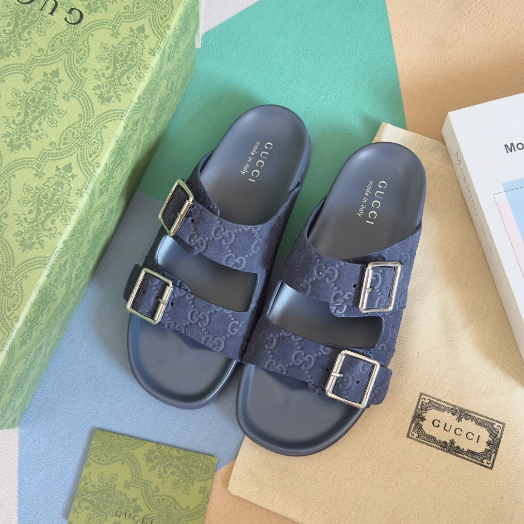 250507 New high-quality thick-soled embossed slippers