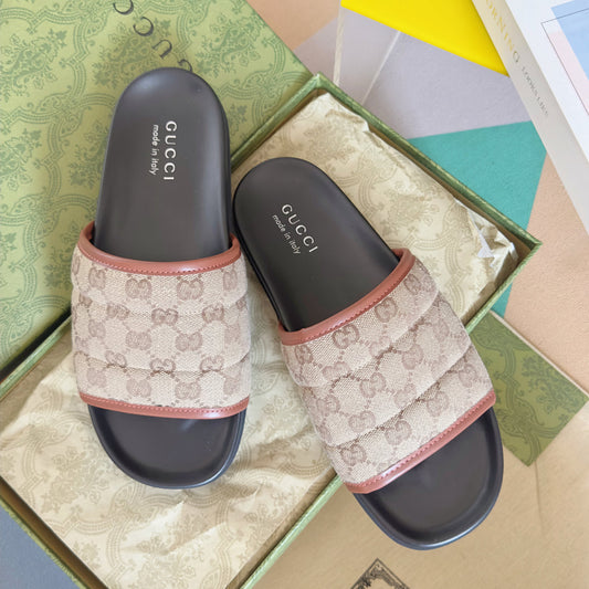 250507 New high-quality thick-soled embossed slippers