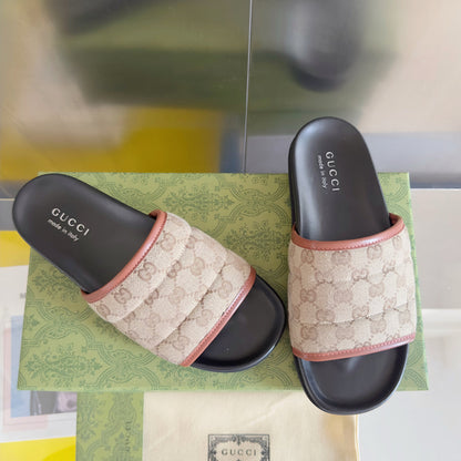 250507 New high-quality thick-soled embossed slippers