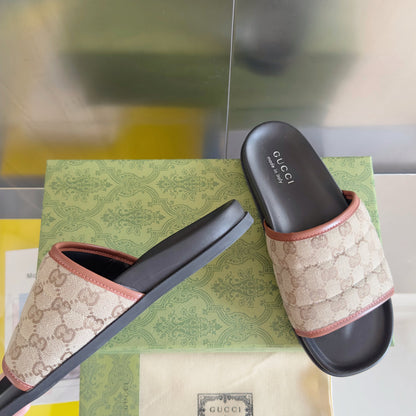 250507 New high-quality thick-soled embossed slippers