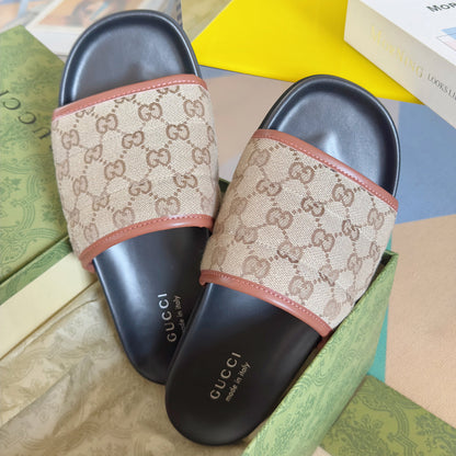250507 New high-quality thick-soled embossed slippers