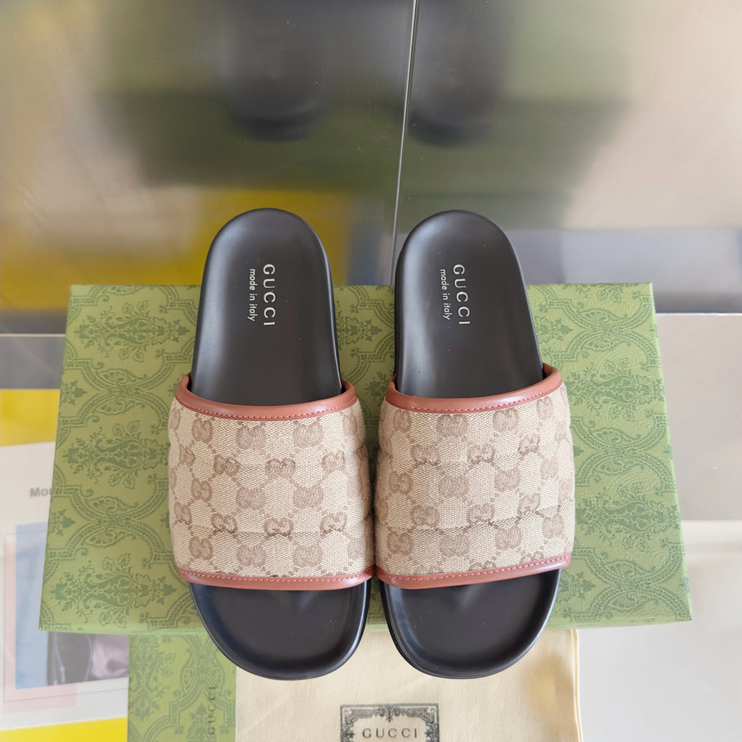 250507 New high-quality thick-soled embossed slippers