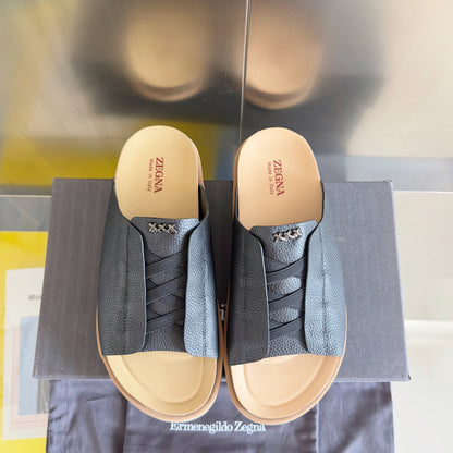 250513 New high-quality old Qian style slippers