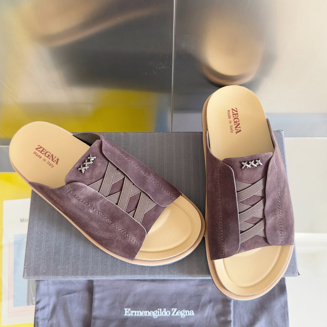250513 New high-quality old Qian style slippers