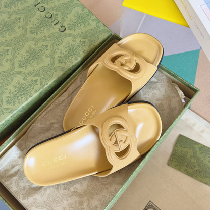 250513 New high-quality thick-soled classic signature slippers