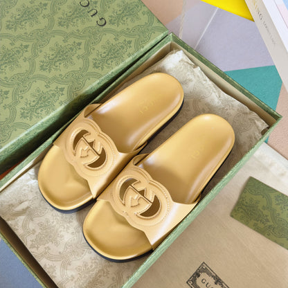 250513 New high-quality thick-soled classic signature slippers