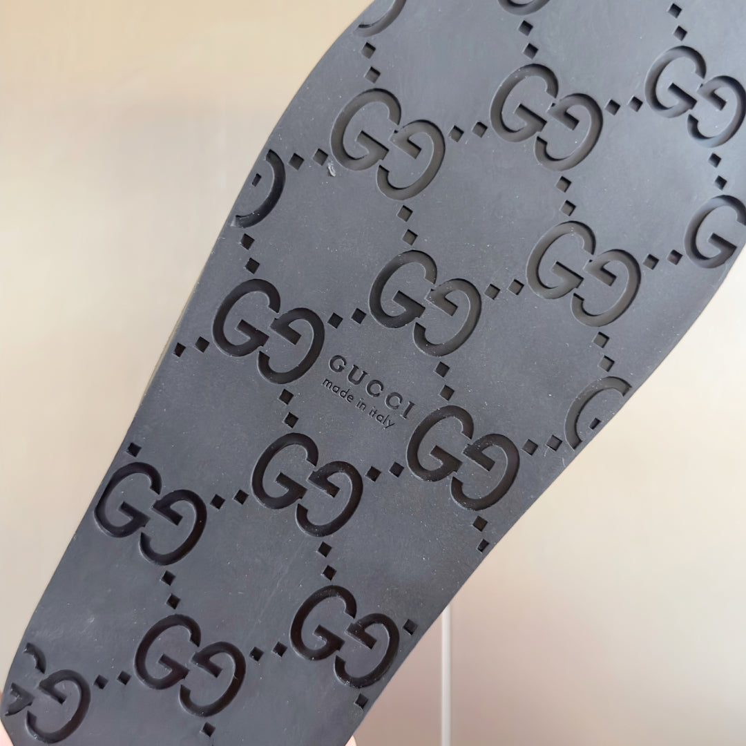 250513 New high-quality thick-soled classic signature slippers