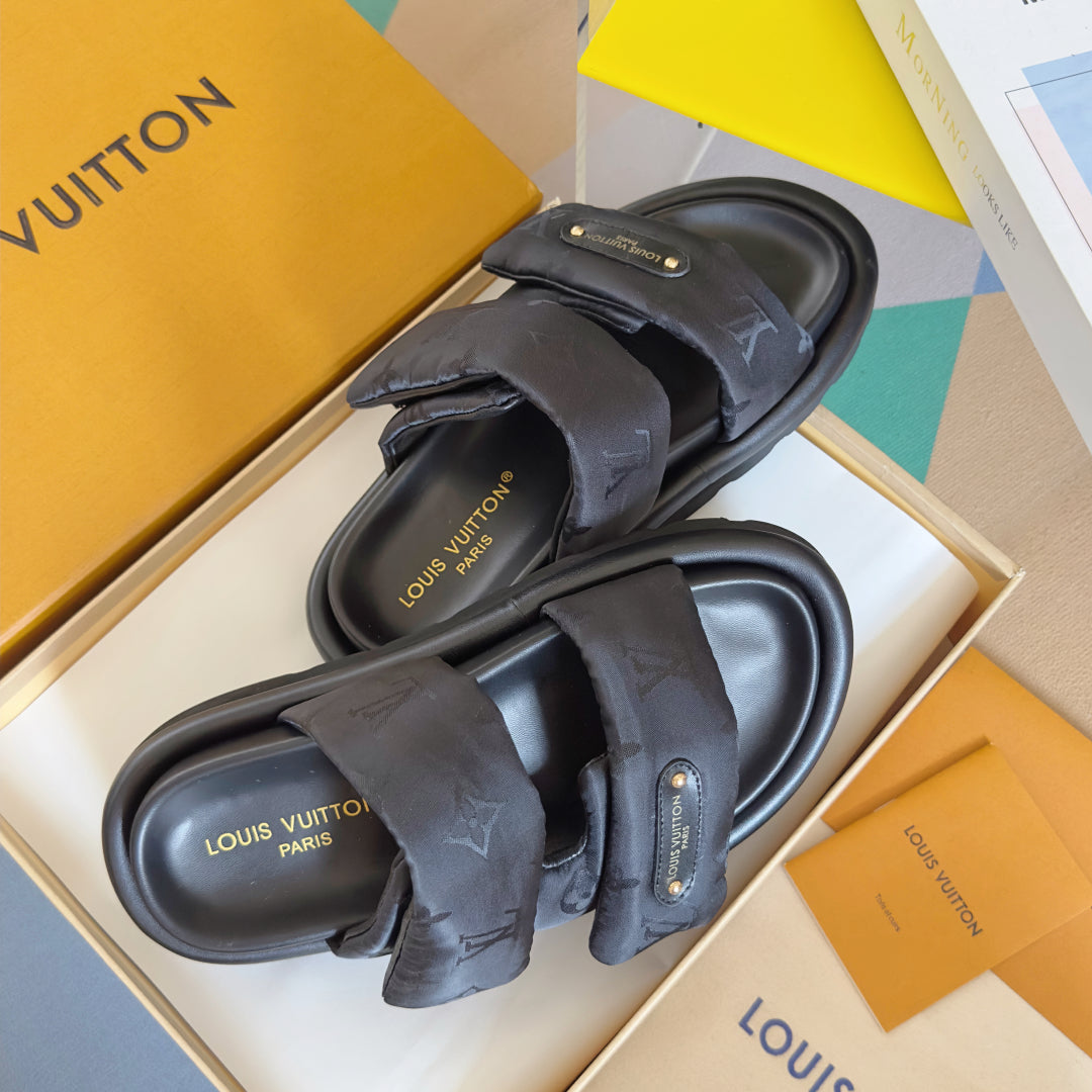 250513 New high-quality thick-soled Velcro slippers