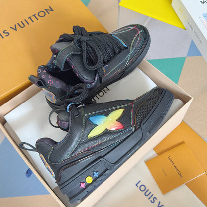 250513 New high-quality four-leaf clover fashionable sneakers