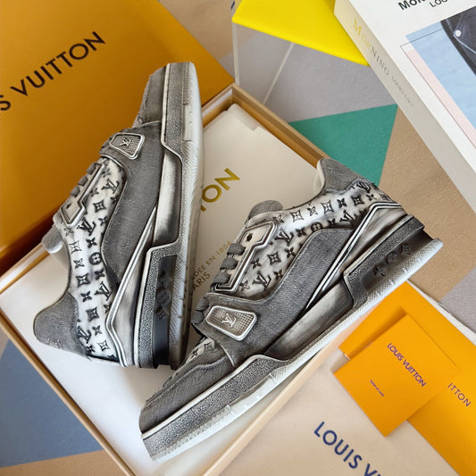 250513 New top-quality spray-painted casual and fashionable sneakers