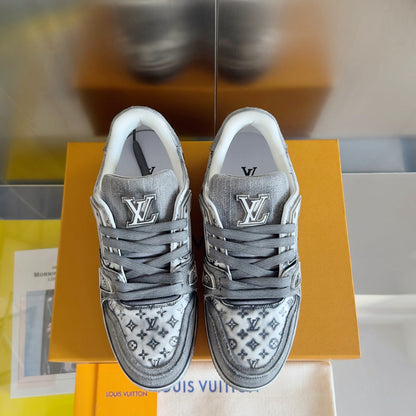 250513 New top-quality spray-painted casual and fashionable sneakers