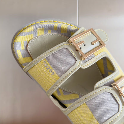 250513 New high-quality classic icon slippers