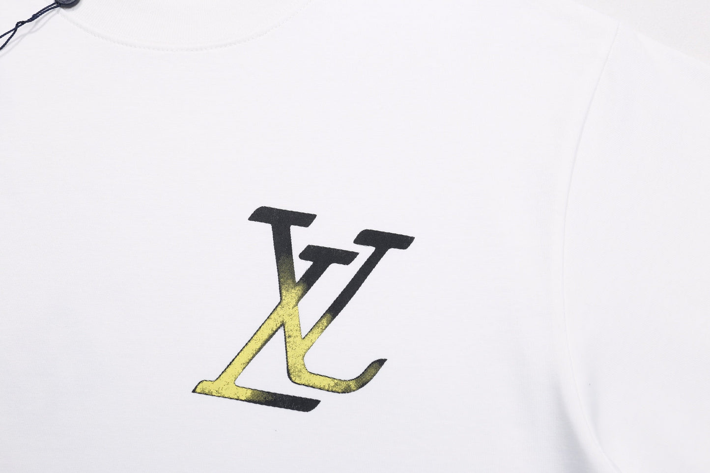 250520 New style painted graffiti collar T-shirt