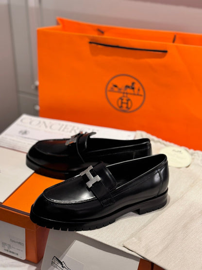 250527 New high-quality classic retro thick-soled loafers