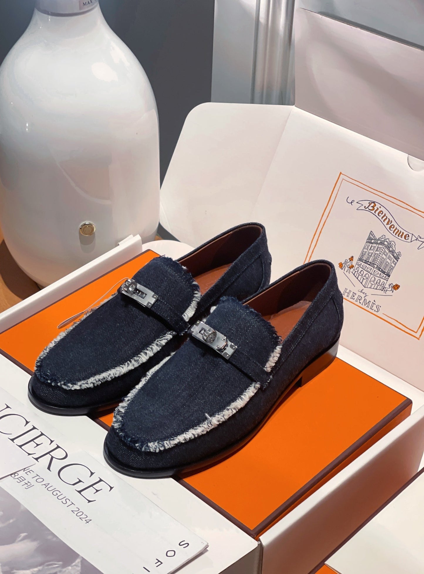 250527 New high-quality classic retro thick-soled loafers