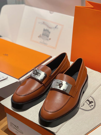 250527 New high-quality classic retro thick-soled loafers