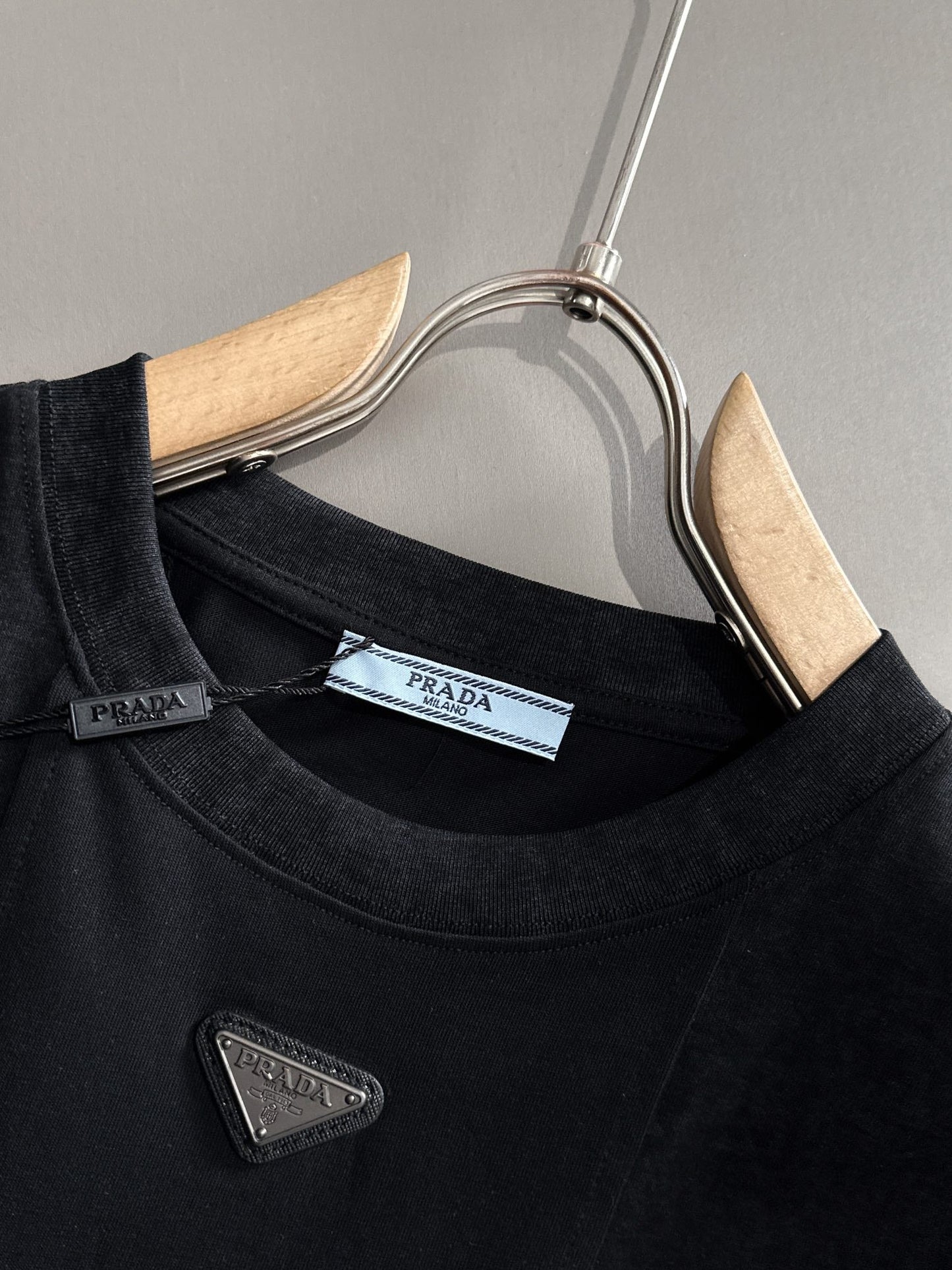 250614 New high-quality embroidered patchwork T-shirt