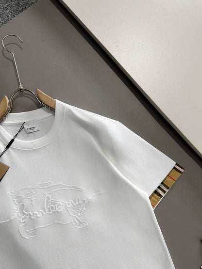 250614New high-quality embroidered patchwork T-shirt