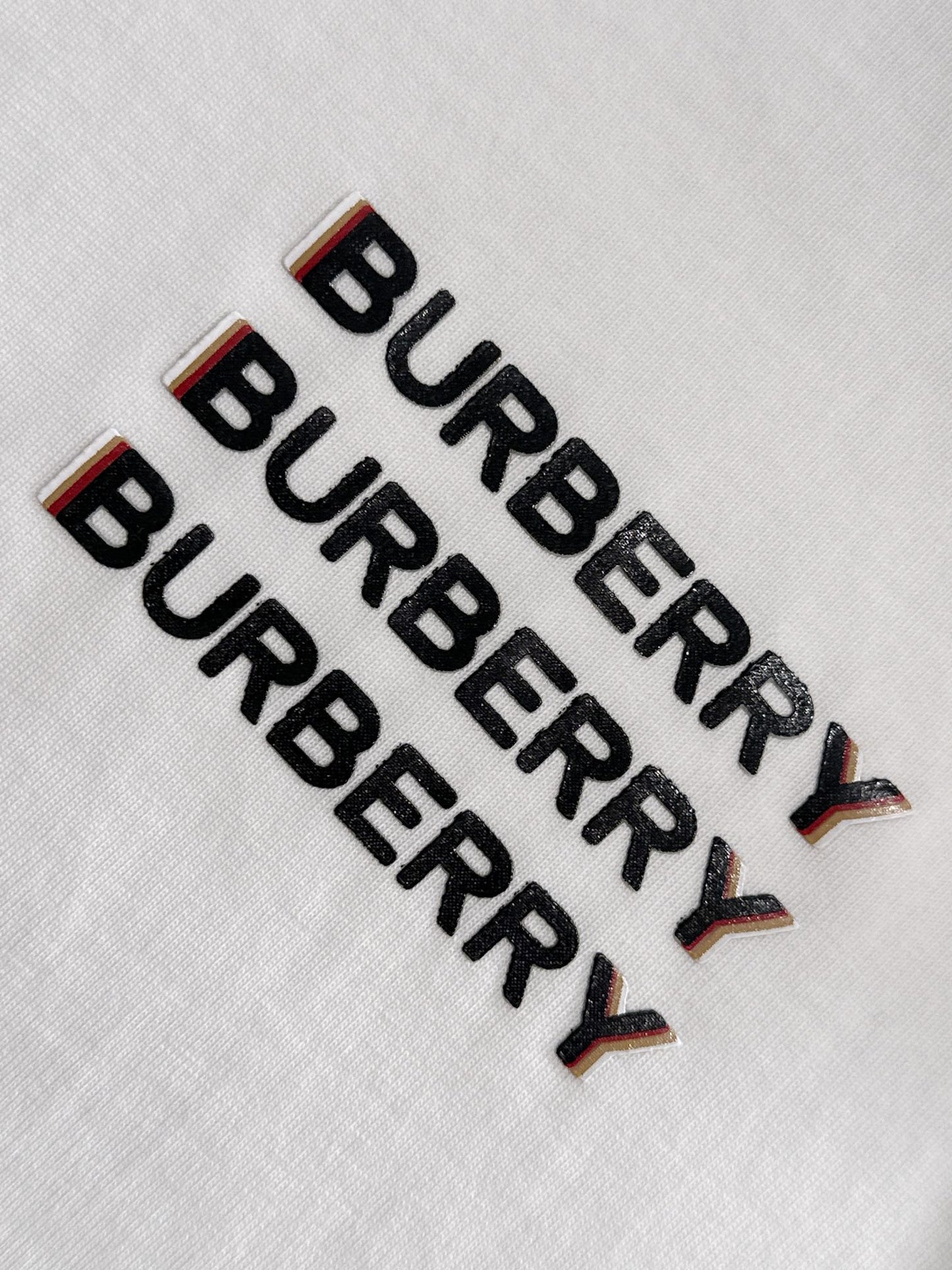 250614 New high-quality embroidered patchwork T-shirt