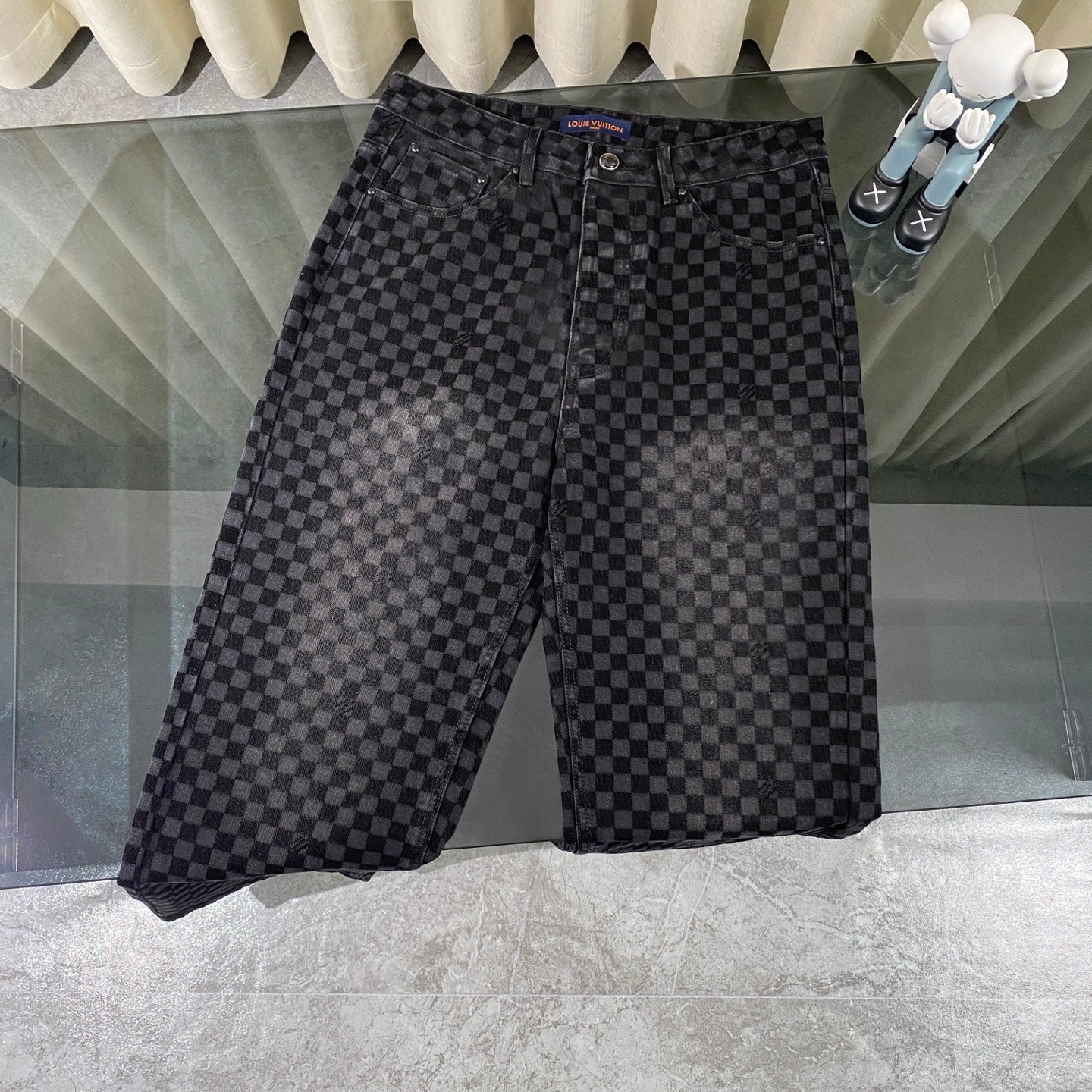 250617 New high-quality checkered jeans
