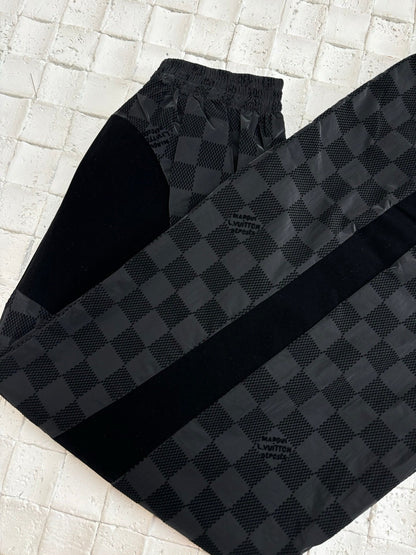 250617 New checkerboard letter velvet jacquard trousers