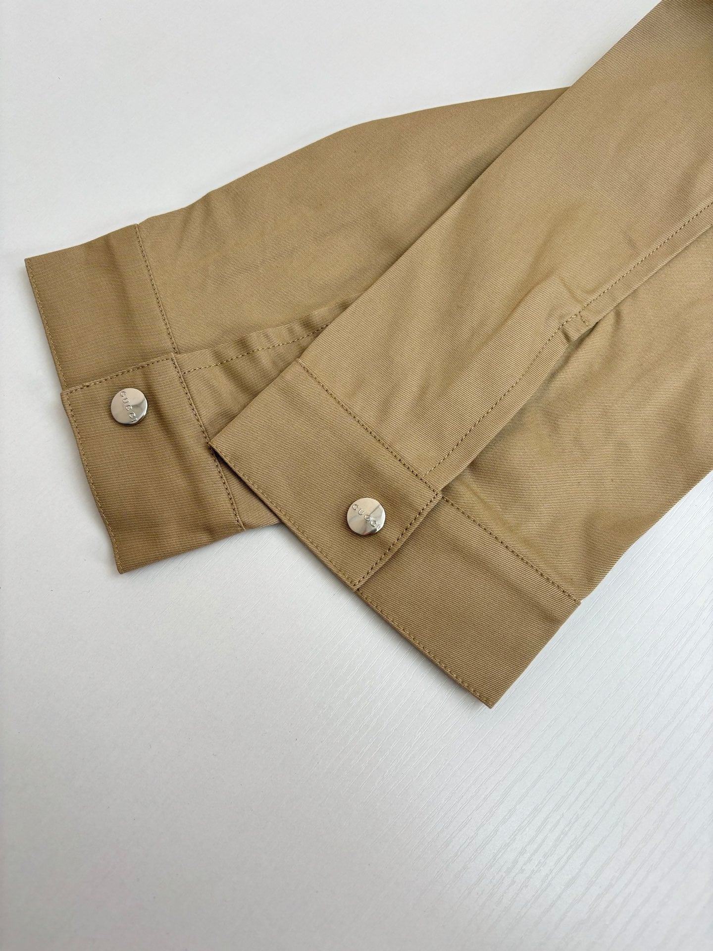 250722  new high-quality, simple and casual commuter style coat