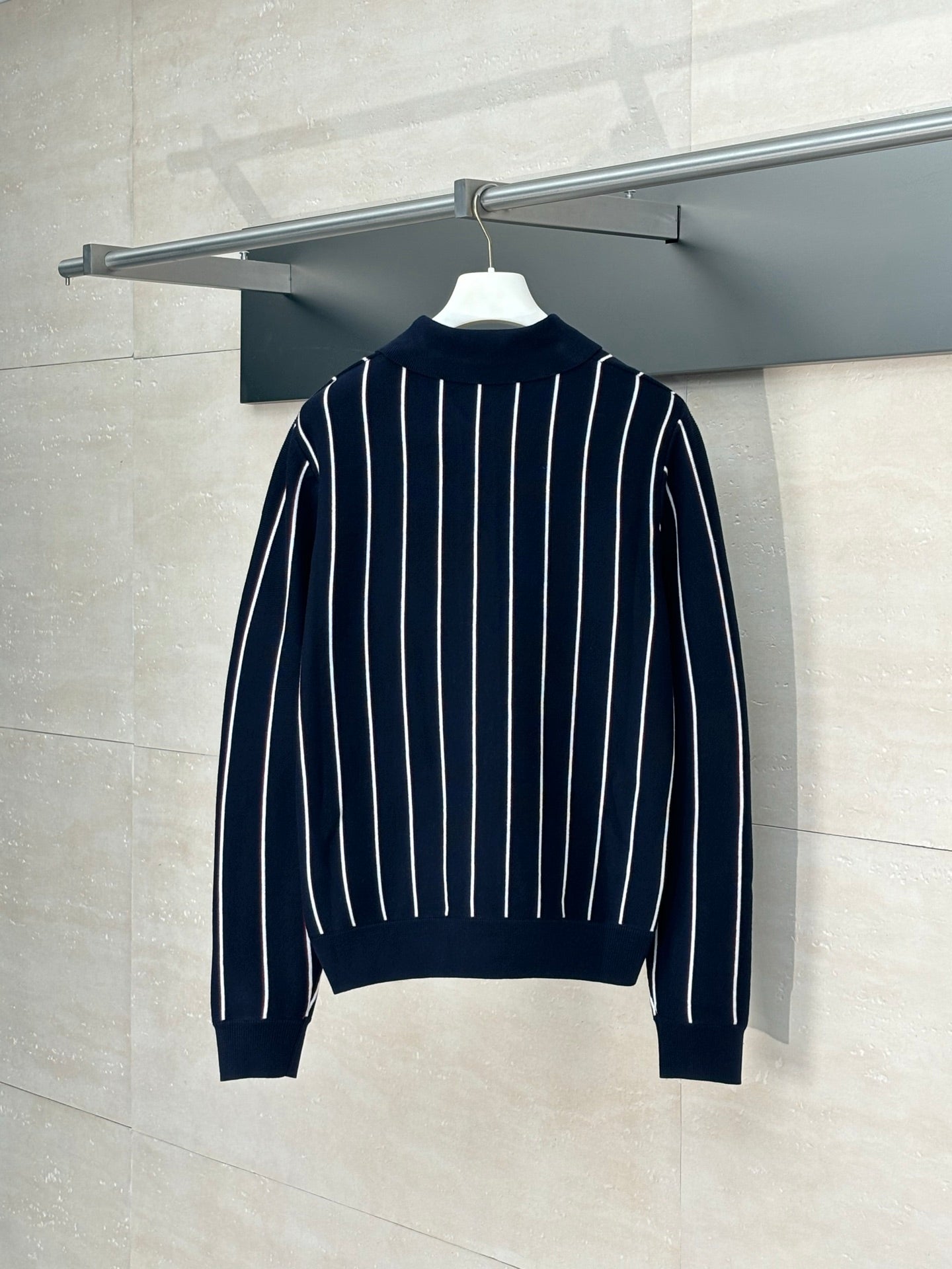 250722 New high-quality striped embroidered sweater