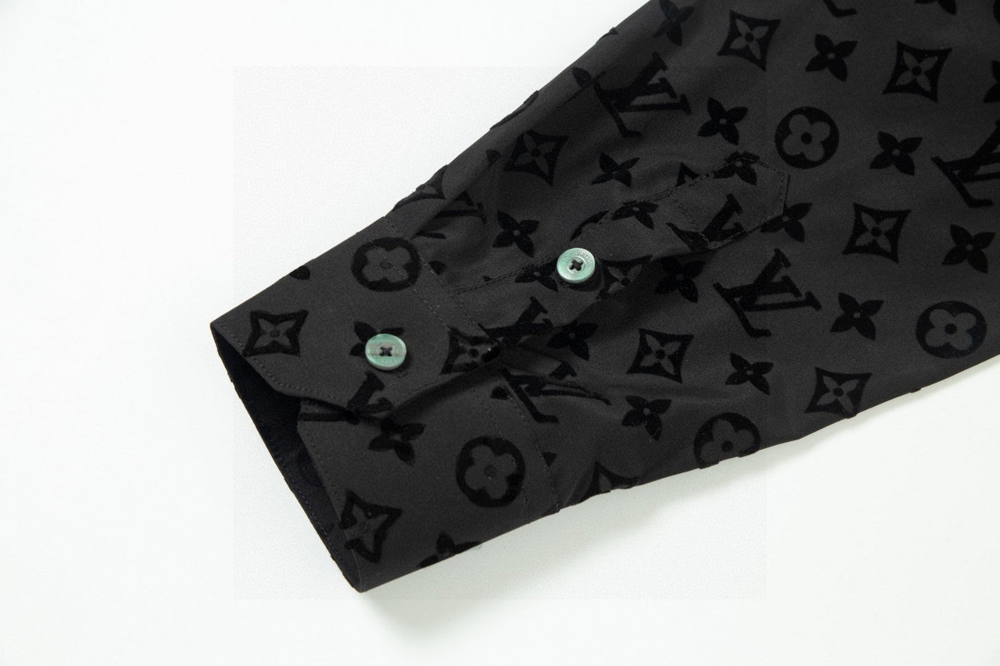 250722 New high-quality classic dark-patterned jacquard long-sleeved shirt