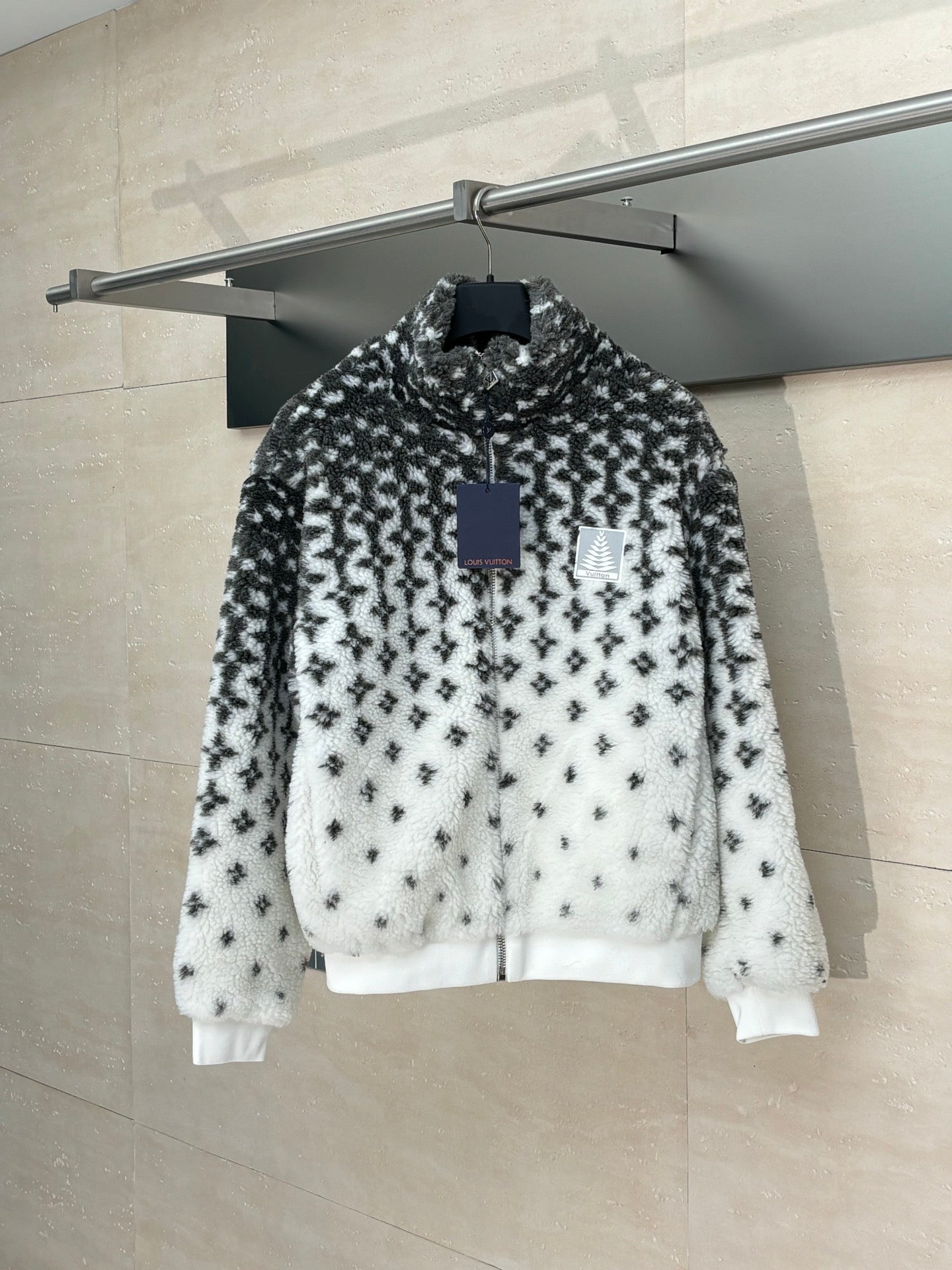 250722 A new high-quality ski series gradient color-blocked long-sleeved fleece jacket