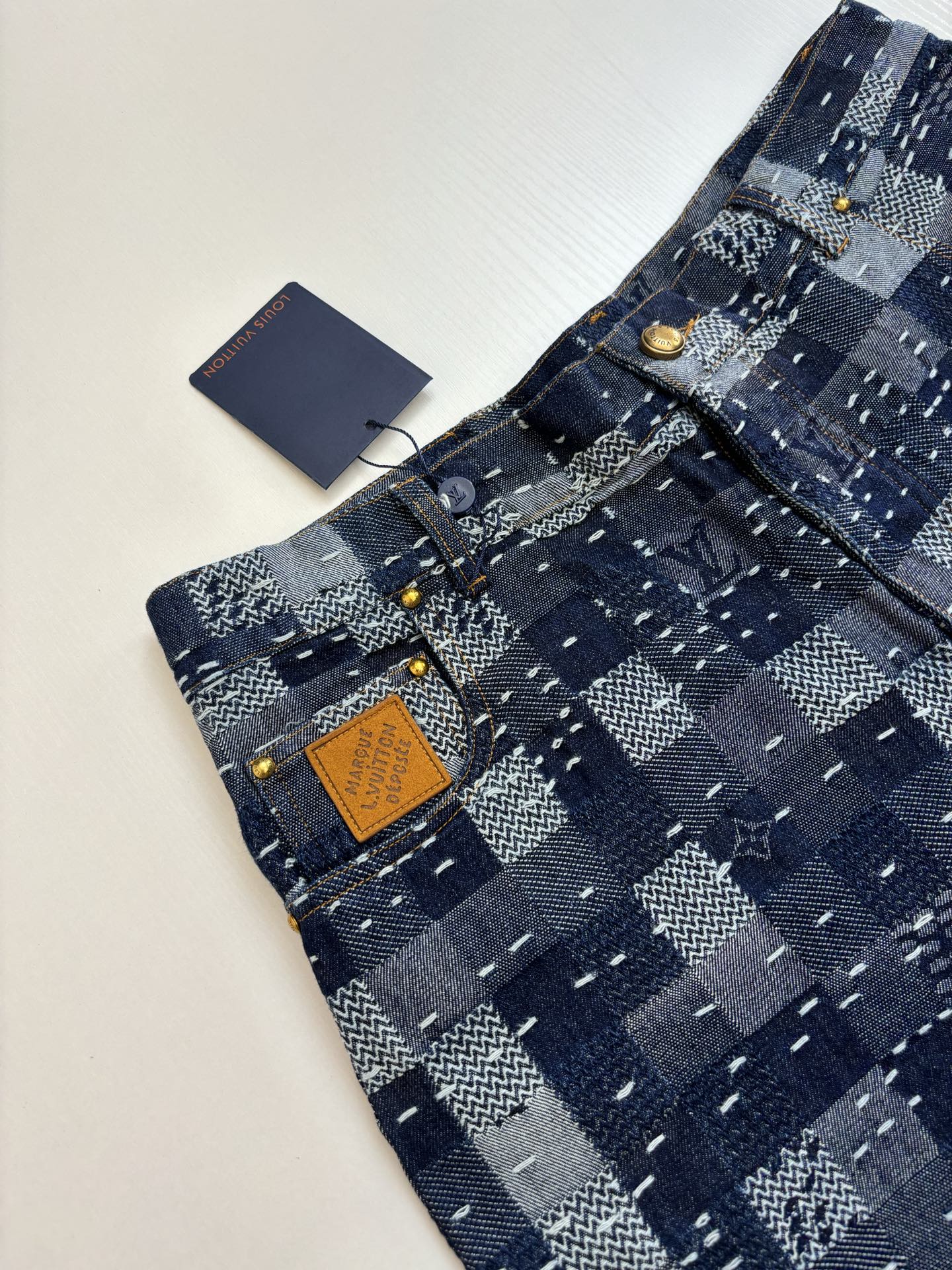 250722 New high-quality checkered tattooed denim trousers