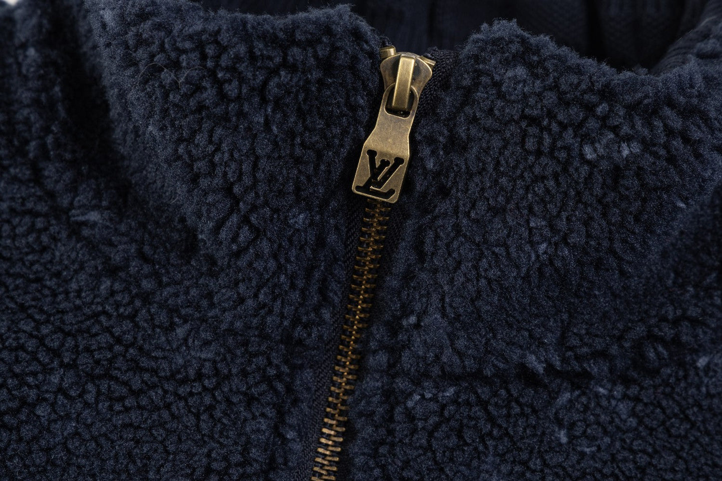250729 New top-quality dark-patterned letter jacquard custom fine imitation wool coat