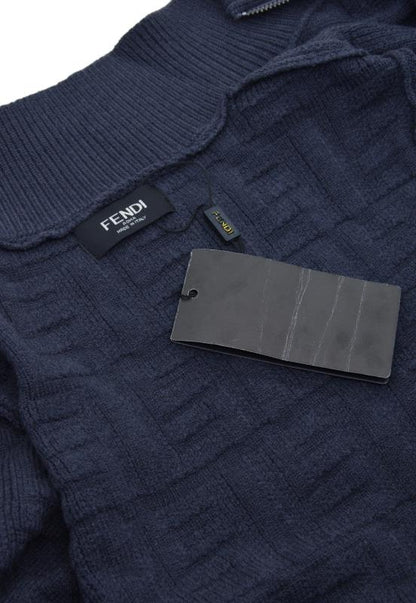250808 A new high-quality jacquard stand-up collar sweater with distinct concave and convex patterns