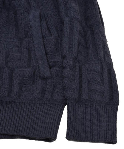 250808 A new high-quality jacquard stand-up collar sweater with distinct concave and convex patterns