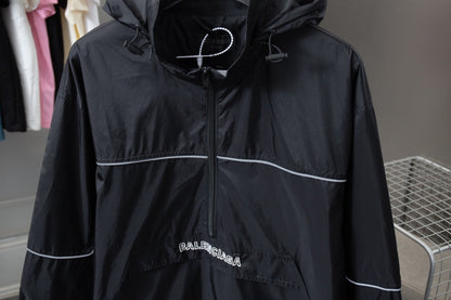 250808 New high-quality dark-checked reflective semi-zipper windbreaker jacket
