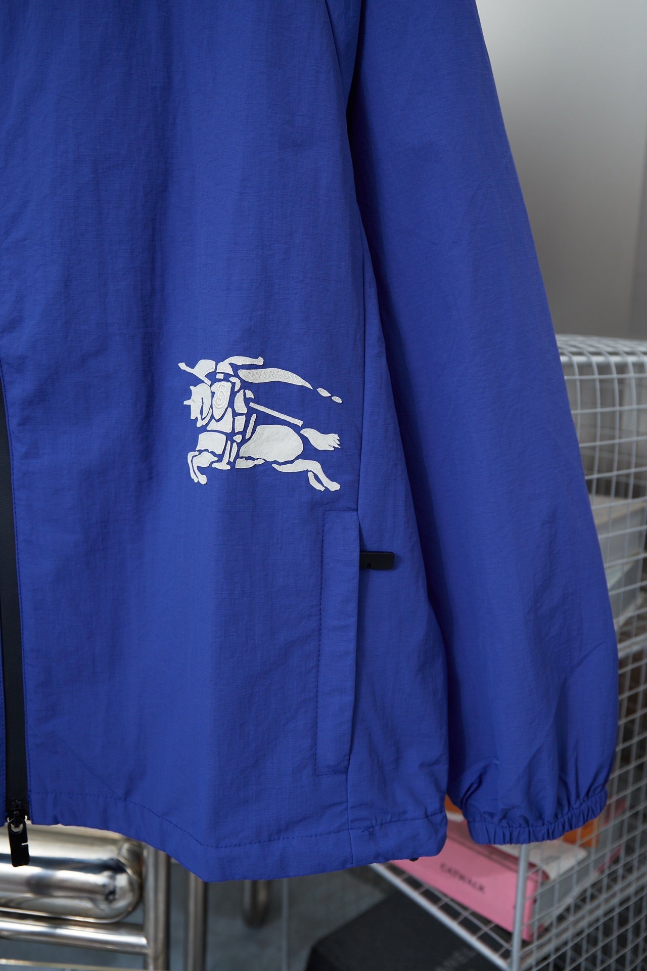 250808 New high-quality jacquard nylon hooded jacket for equestrian riders
